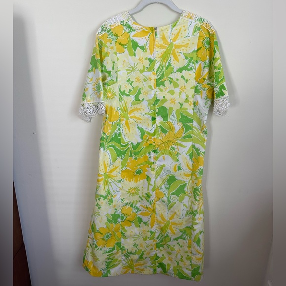 Vintage Lilly Pulitzer Lace Midi Kaftan - Picture 6 of 6